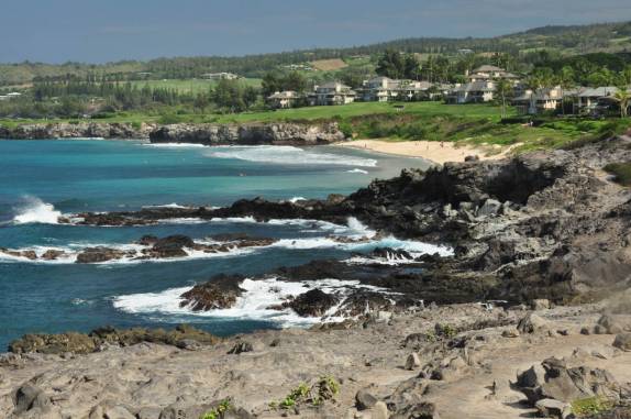 Chegando à Oneloa Bay, em West Maui, no Havaí